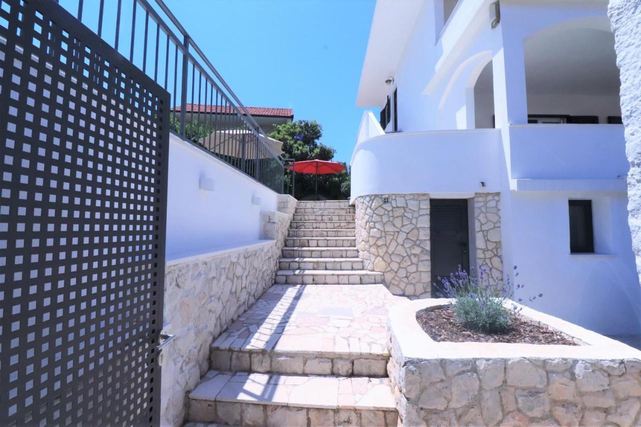 Villa Mendula: Luxury Beachfront Retreat with Pool and Organic Gardens Trogir Exterior photo